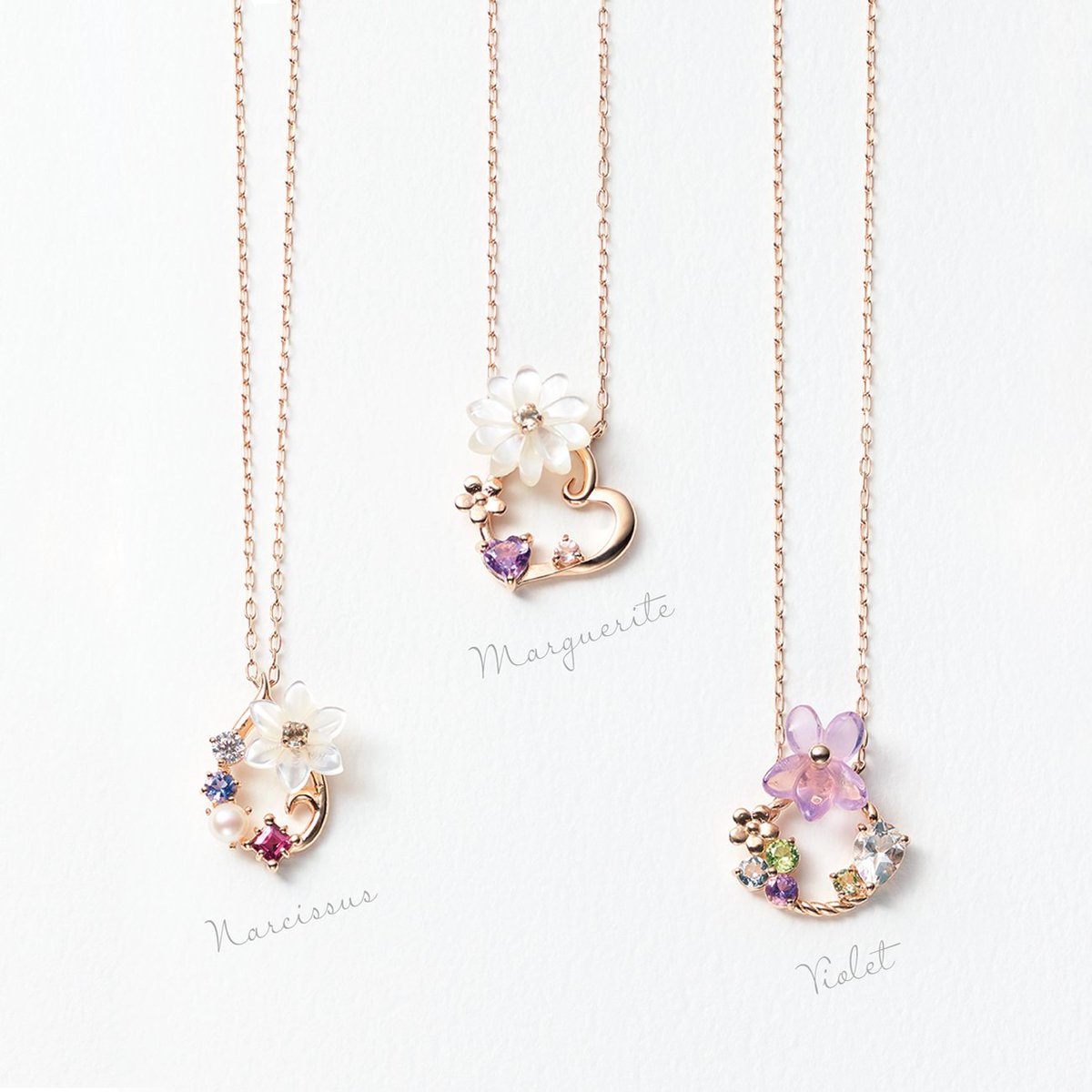 Bloom ブルーム على تويتر Birth Flower Bouket それぞれの月に代表する誕生花 バースフラワー をモチーフにしたネックレスコレクション サークルをベースに シェルや天然石などを散りばめたデザインはまるで甘く香り立つブーケのよう T Co Mq8jl3gvie