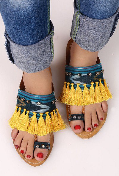 Browse the latest collection of #EthnicFootwear for womens at Tjori.Skillfully crafted in genuine leather and decked with honey yellow tassels.Available in all size.Visit: goo.gl/pi6zVr