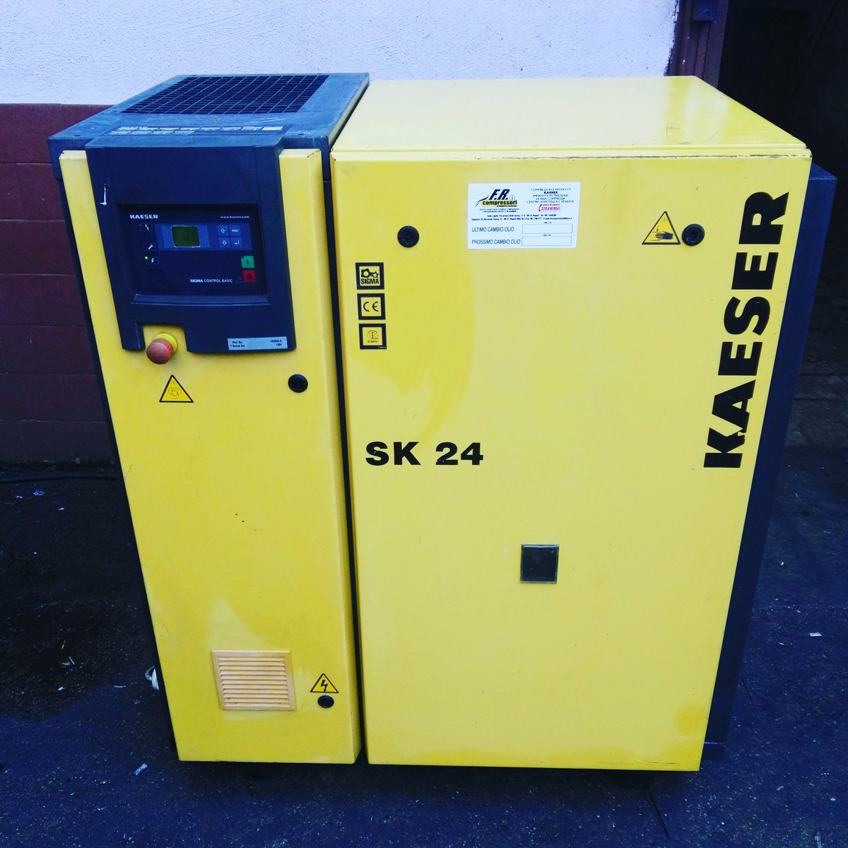 giorug81's tweet photo. Fr Compressori: speciali promozioni ed offerte per compressori, motocompressori e chiller https://t.co/NJlERmpwHW #compressori #chiller #motocompressori #pompedicalore #kaeser #friulair #attrezzatureindustriali #compressor #usedcompressor #newcompressor #chiller https://t.co/6hjT4GiTkU