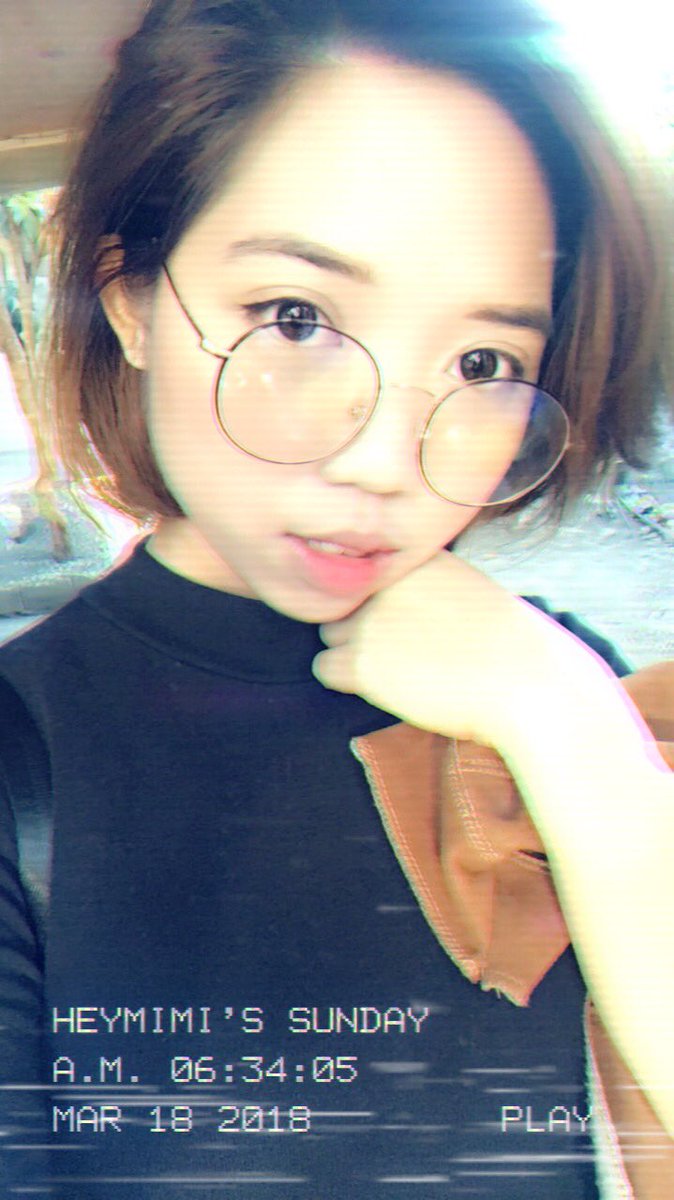 Mimiandskye's tweet photo. 🤓🤓 https://t.co/HViDlKYcF3