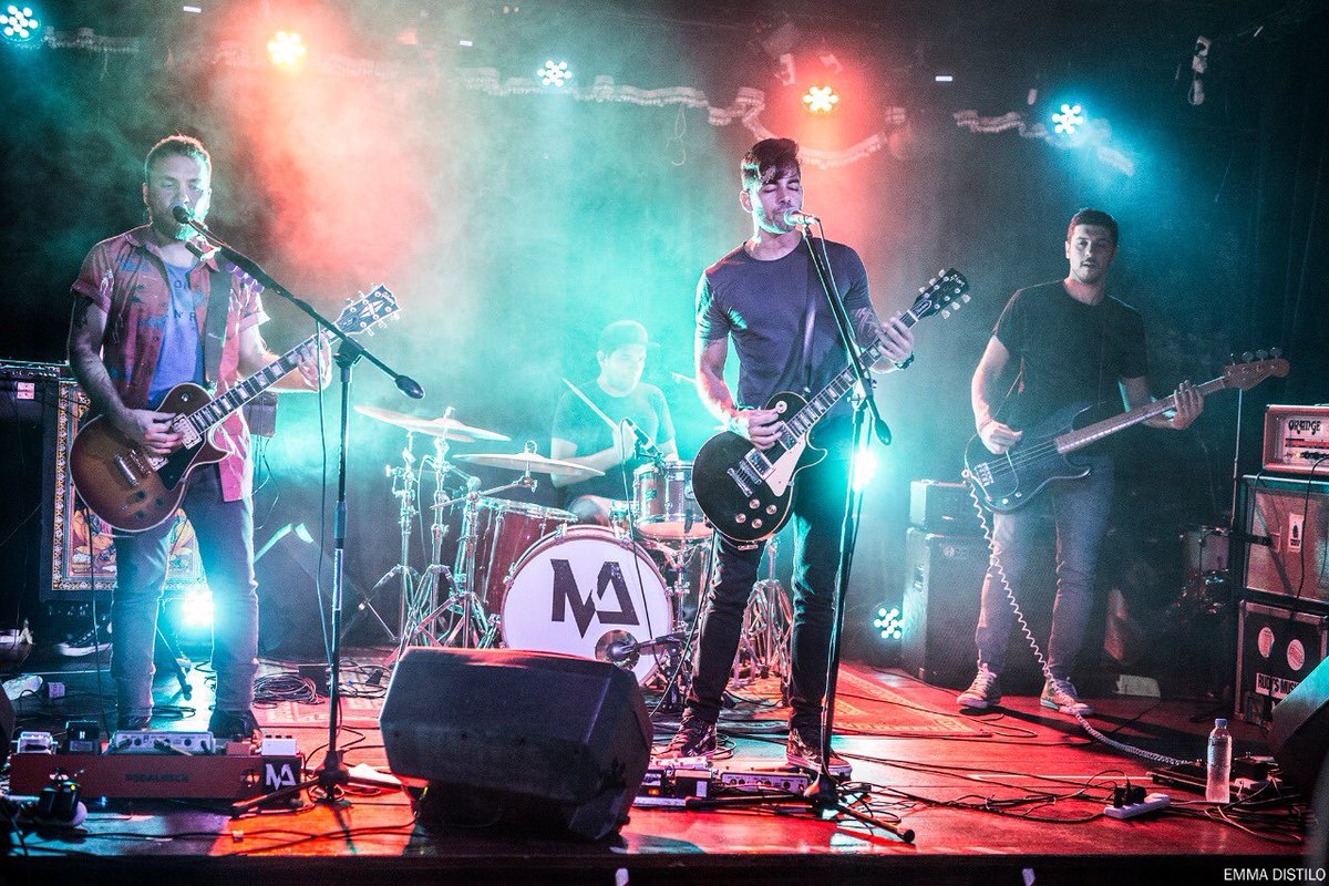 Mathagonia's tweet image. Nos hicieron pasar otra noche increíble. Gracias a @5tadelloborock y @cubascaronte por compartir su música, a @kirieclub por siempre recibirnos de la mejor manera y gracias a ustedes por siempre estar ahí! Los queremos #Matha #music #musica #concert Ph @EmmaDistilo