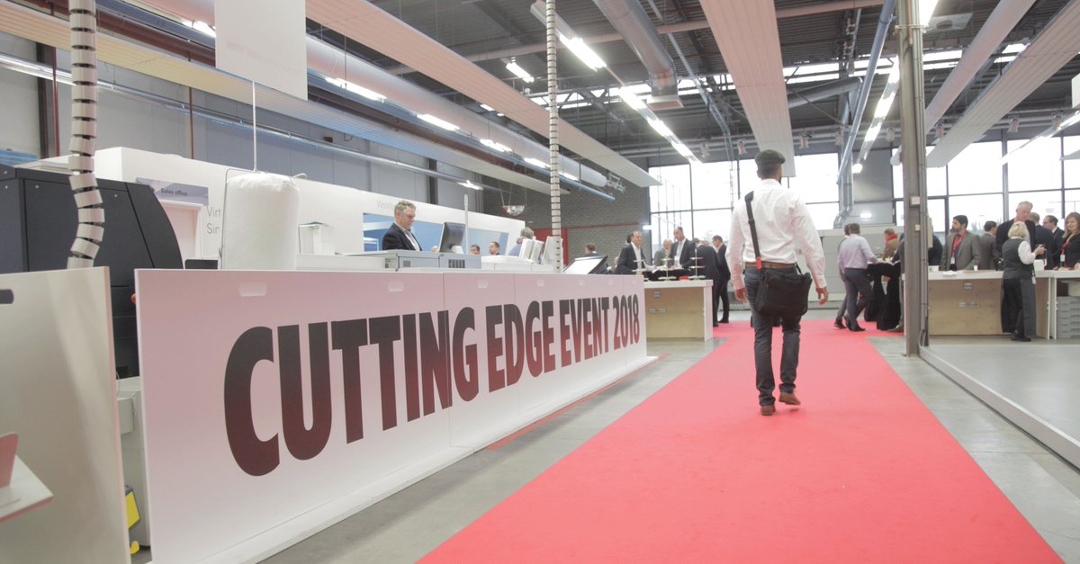 Canon_TR's tweet image. Cutting Edge Etkinliği'nin ikincisi geçtiğimiz hafta Venlo, Hollanda'da gerçekleştirildi. Dijital baskıdaki en son gelişmelerin tanıtıldığı etkinlikte dünyanın dört bir yanından gelen 400'den fazla konuk ağırlandı.  #UNLEASHPRINT