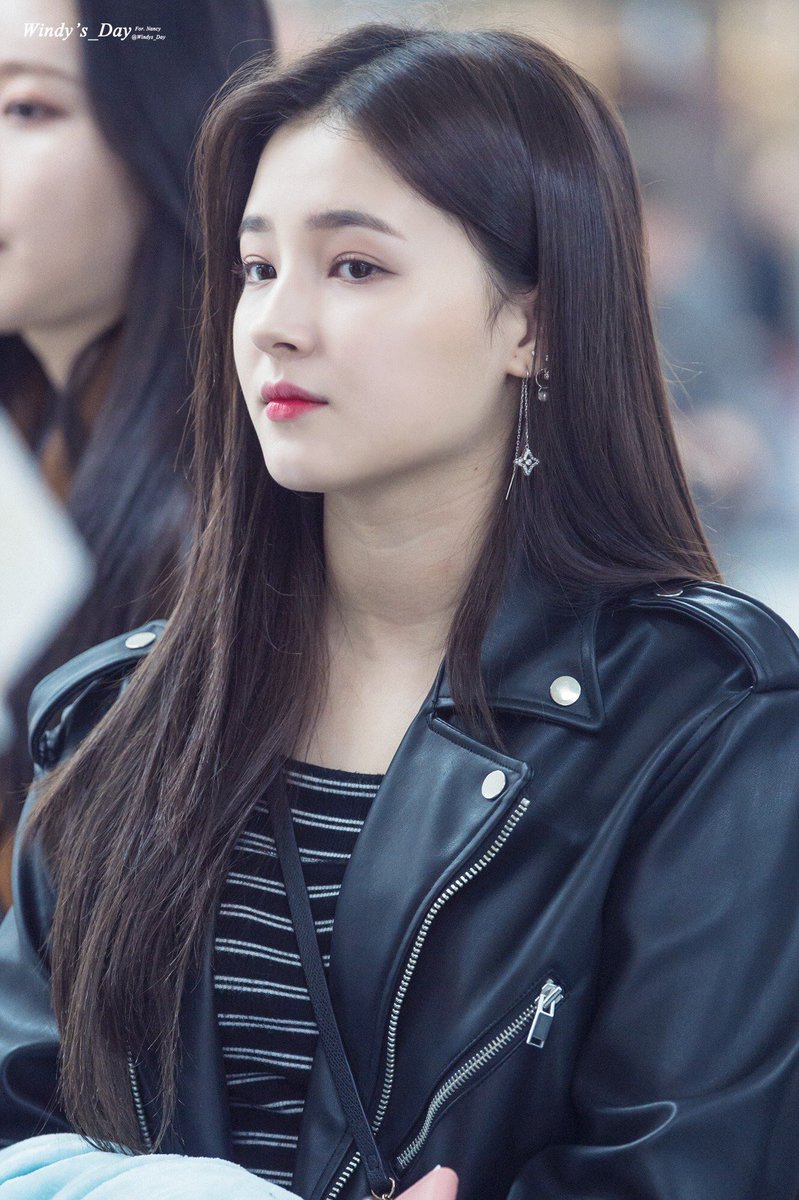 nancy_intl's tweet photo. [FANTAKEN] 180228 - Gimpo Airport

(cr.Windys_Day)
#모모랜드 #낸시 #NANCY #MOMOLAND https://t.co/UwmlWCWj0Z