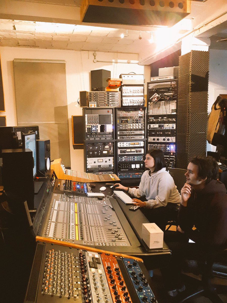 skjorofficial's tweet photo. We had a blast in the studio recording some new tunes for you all! Tix for @ficklefriends THIS THURS still avail > https://t.co/Jkq8WnRjLe https://t.co/HB204wgA7L