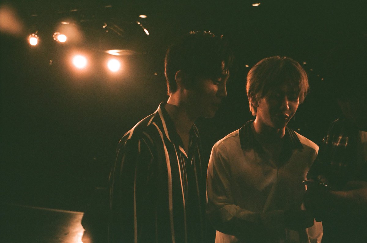 XENO_T_twt's tweet photo. #상도
모니터링 하는 #죠죠 와 #쥬쥬
#비쥬 의 입 삐쭉 너무 귀여운거 아니야?? https://t.co/XDLphU0Y1Z