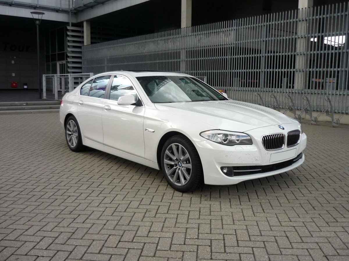 bmwenginesuk's tweet photo. The BMW 520d xDrive has all the desirable qualities you find in a car.
#BMW #BMWEngine #UsedBMWEngine #ReconBMWEngine
https://t.co/FegmPF6RtQ https://t.co/6OaikJtbji