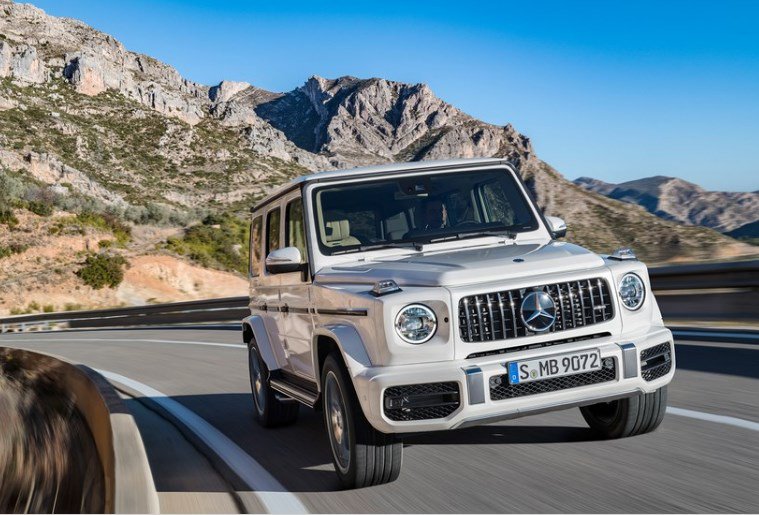 OVICARS1's tweet photo. Be the first to preorder the Mercedes-Benz G 63AMG Facelift MY 2019 from OVICARS 
https://t.co/VMG3yXbOfN https://t.co/DDrzehXiNb