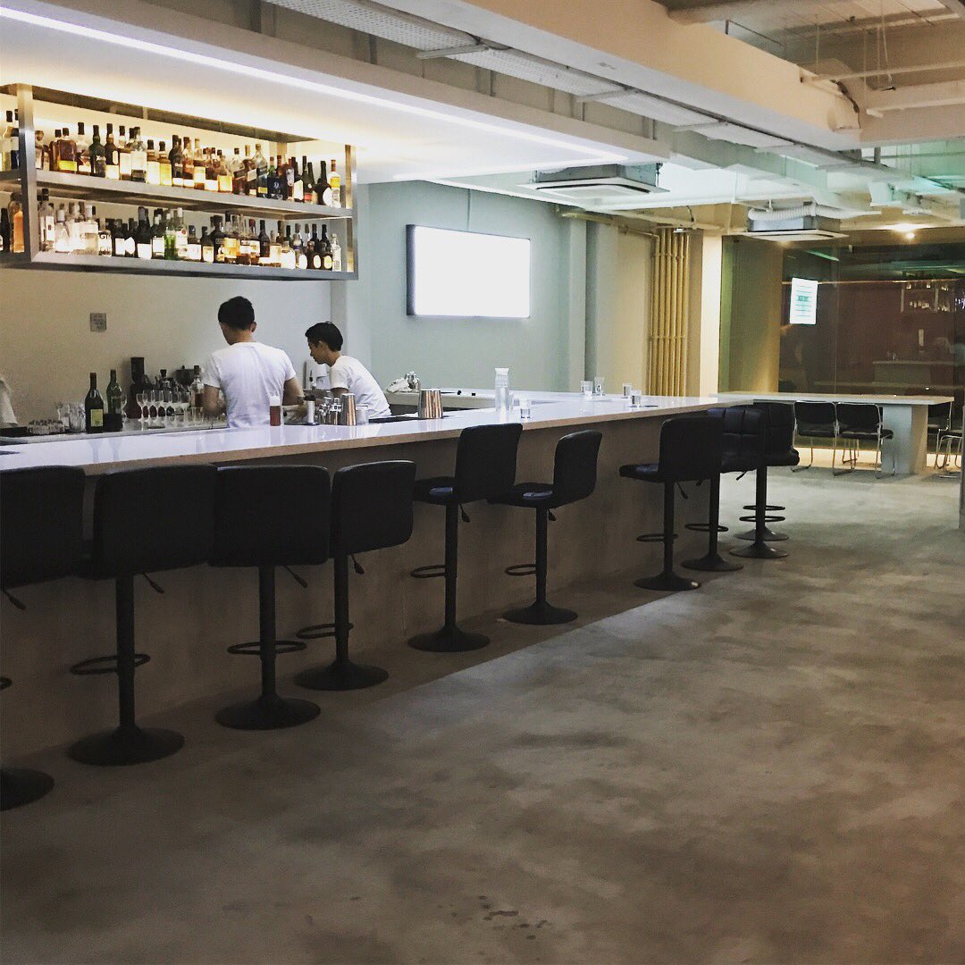 New bar alert in Singapore, minimalist style with World Class bartenders and it's very "Fancy" #newopening #singapore #worldclass #bartender
