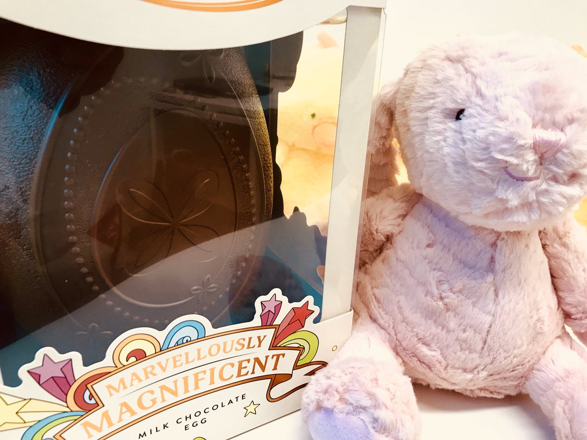 LoveUxbridge's tweet photo. @WaterstonesUxbr @intuUxbridge @balconyshirts #HelpMotherHen find at least 15 of her lost bright yellow chicks in Uxbridge town centre! 🐣

You’ll be entered into our prize draw where Mother Hen could reward you with one of her large, personalised @thorntonschocs eggs and an Easter Bunny! #EasterTrail https://t.co/PoMzfGXaK0 https://t.co/fwM3gWfa2T