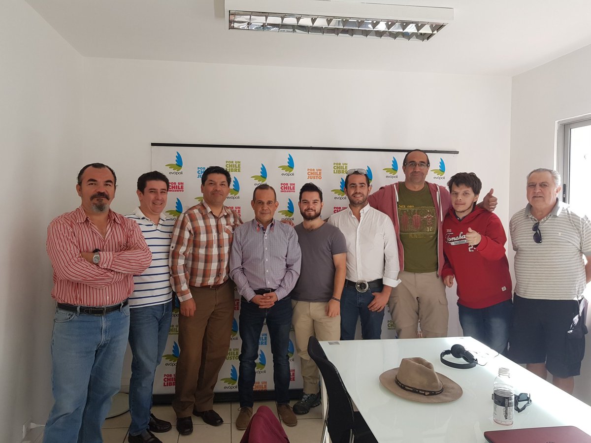 Constituida primera directiva comunal #Providencia  <a href="/evopoli_provi/">Evópoli Providencia</a> trabajando💪💪💪 para los #tiemposmejores <a href="/evopoli/">Evolución Política</a> #somosfuturo