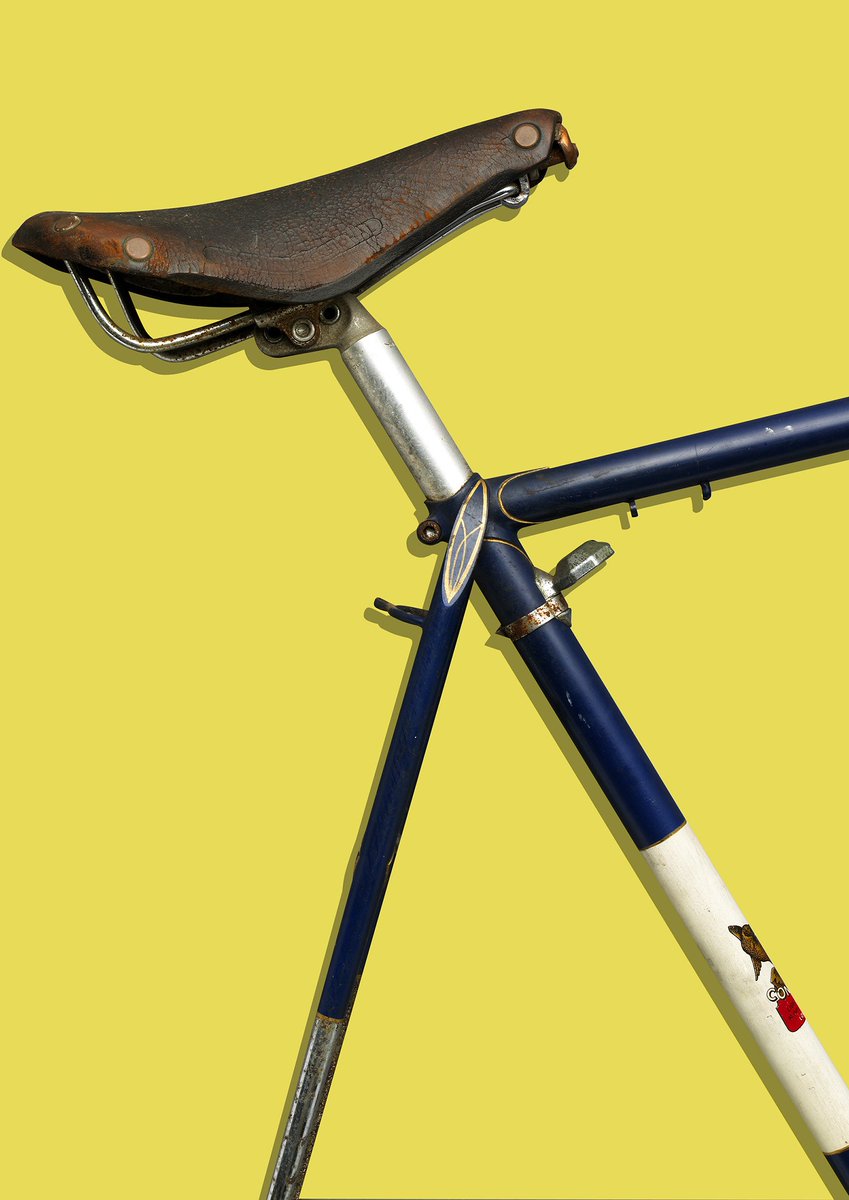 condorcycles's tweet photo. Battered and bruised. 
A 1968 version of our Italia model, featuring Reynolds 531c tubing and @campagnolosrl dropout made for Condor. #Condor70 https://t.co/ZFtaHtcWt9