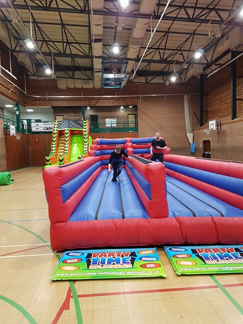 Partytimedurham's tweet photo. We like to let the big kids play too so have a wide range of bouncy castles, rodeo bulls, games and inflatables suitable for adults! Bring out your inner child :)
https://t.co/QvCxeWqJuF
#rodeobullhire #adultbouncycastles #partytime #bigkidsfun #nevertooold https://t.co/krEpQKClyW