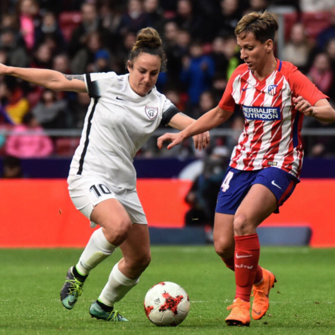 BeachSoccer_WW's tweet photo. Waiting for the summer 🏝 to come, our #beachsoccer #ambassador Alba Mellado, has been rocking it at the #wandametropolitano this weekend in a @LigaIberdrola game with @MadridCFF vs @Atleti!! ⚽️⚽️⚽️💪💪💪 https://t.co/ybb1o9WS3S