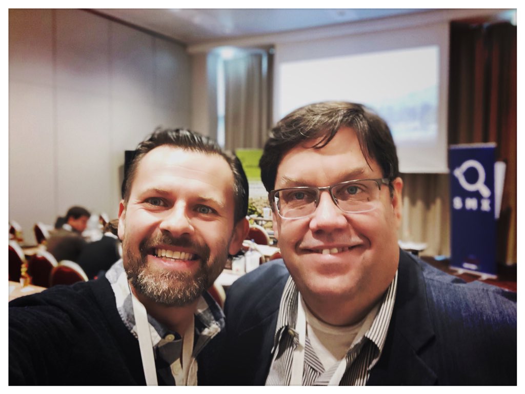 dominik_johnson's tweet photo. deep #dive... 😉 #IntSS &amp; #SMXMunich w/in #LegendaryWinter @billhunt @WebCertain @smx @smxmuenchen https://t.co/RzSfqAyzBQ