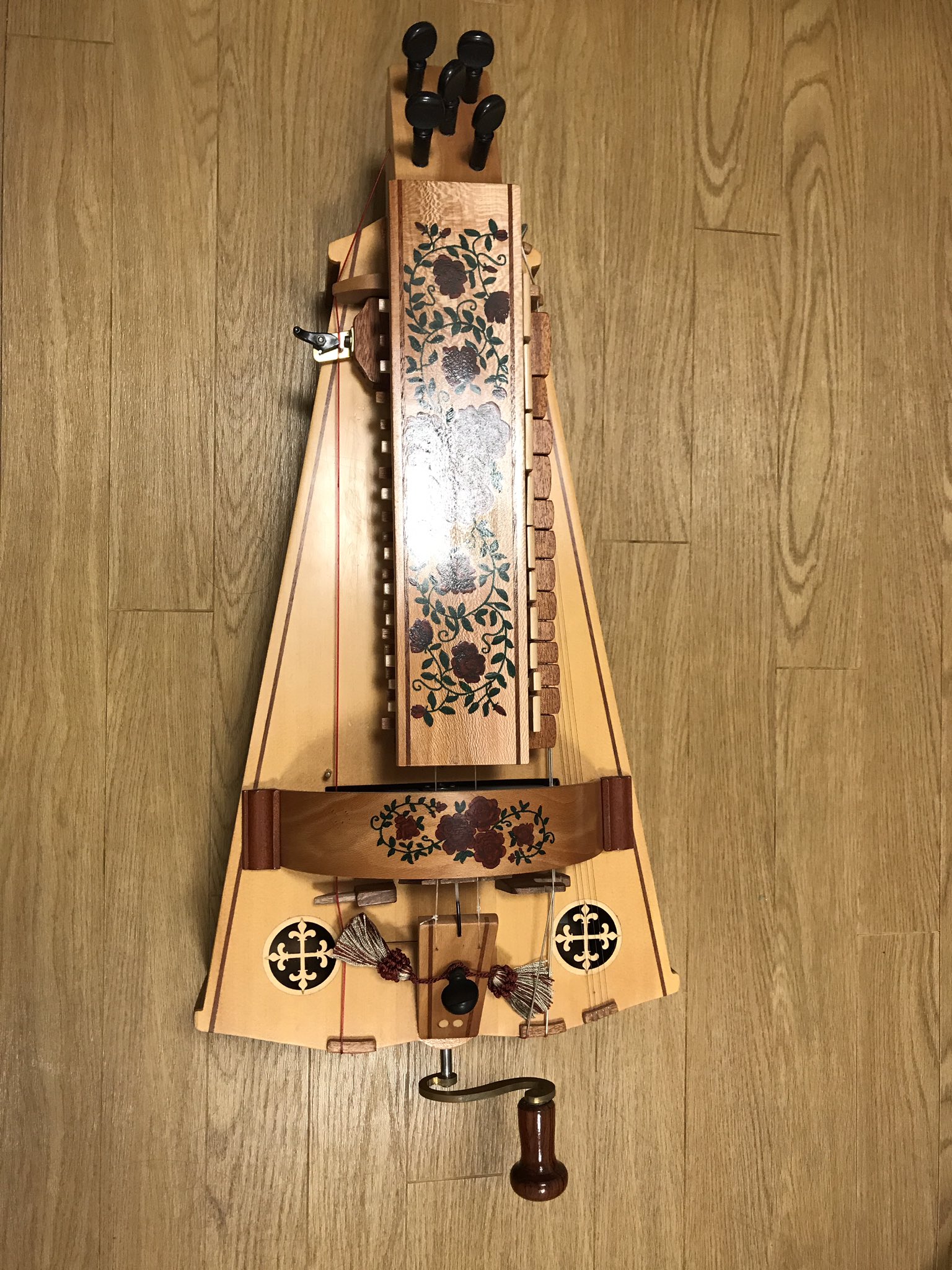 久野幹史@ハーディガーディ( hurdy gurdy )奏者 on X: 