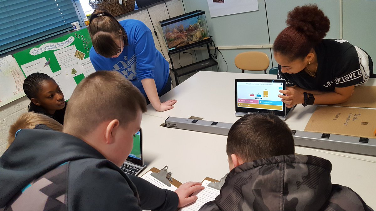Jenjewabodis's tweet photo. Another great day @SparrowsPointHS! F &amp; W students teaching 6th grade students @SparrowsPointMS Thank you @foundationbcps for funding this worthwhile project to improve literacy and cross curricular partnerships @BCPSSci @BCPS_ELA #readtheoutside #speakingandlisteningskills https://t.co/67dm3bz4ed