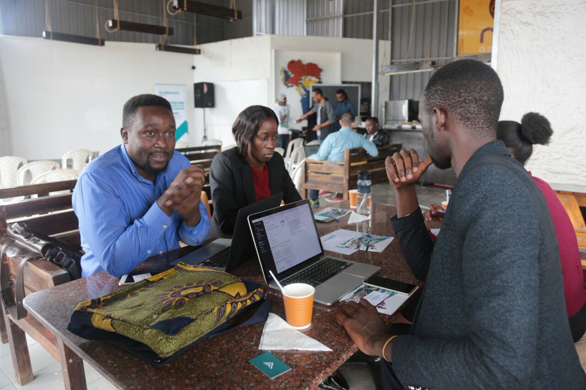 startupgrindKGL's tweet image. Mentorship space with participating #startups @SBCCapeTown #sbcFastTrack #sbccapetown @Sbootcamp  @ImpactHubKigali @bag_innovation @iMomoko  

#Innovation #Rwandapreneurs #startupgrind #startupgrindKgl #entrepreneurlife #Pitch