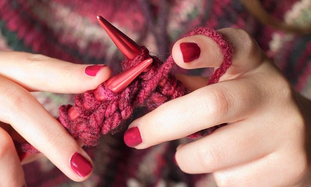 #knitting -  Should doctors prescribe KNITTING? Busy hands alter the brain's chemistry in the same way as medication and could ... - Daily Mail dlvr.it/QLcryK