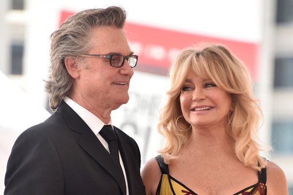 Goldie Hawn Adorably Wishes Kurt Russell A Happy 67th Birthday  