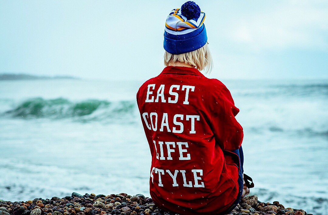 EASTCOASTLIFEST's tweet image. RETWEET or Reply back your favourite beach to win a coach jacket &amp;amp; Provincial toque! 

Now Online 🌊🌊🌊 eastcoastlifestyle.com/products/class… #EastCoast #Lifestyle #Canada