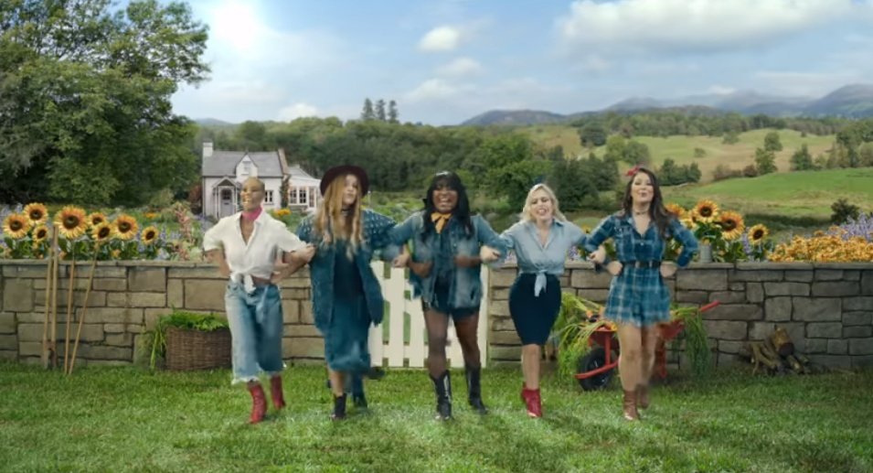 Que lindinho: assista ao novo clipe do Rouge, "Confia em Mim", para a trilha do filme "Pedro Coelho". bit.ly/2FIlzCS