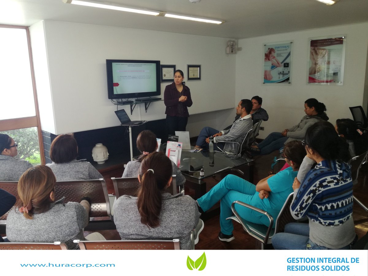 Huracorp's tweet photo. El brindar capacitaciones periódicas a nuestros clientes no es una obligación es una responsabilidad.
#HuracorpResiduos #HuracorpAmbiental #HuracorpServicios #HuracorpBiocontaminados #HuracorpHospitalario https://t.co/IQhvcAEBZ1