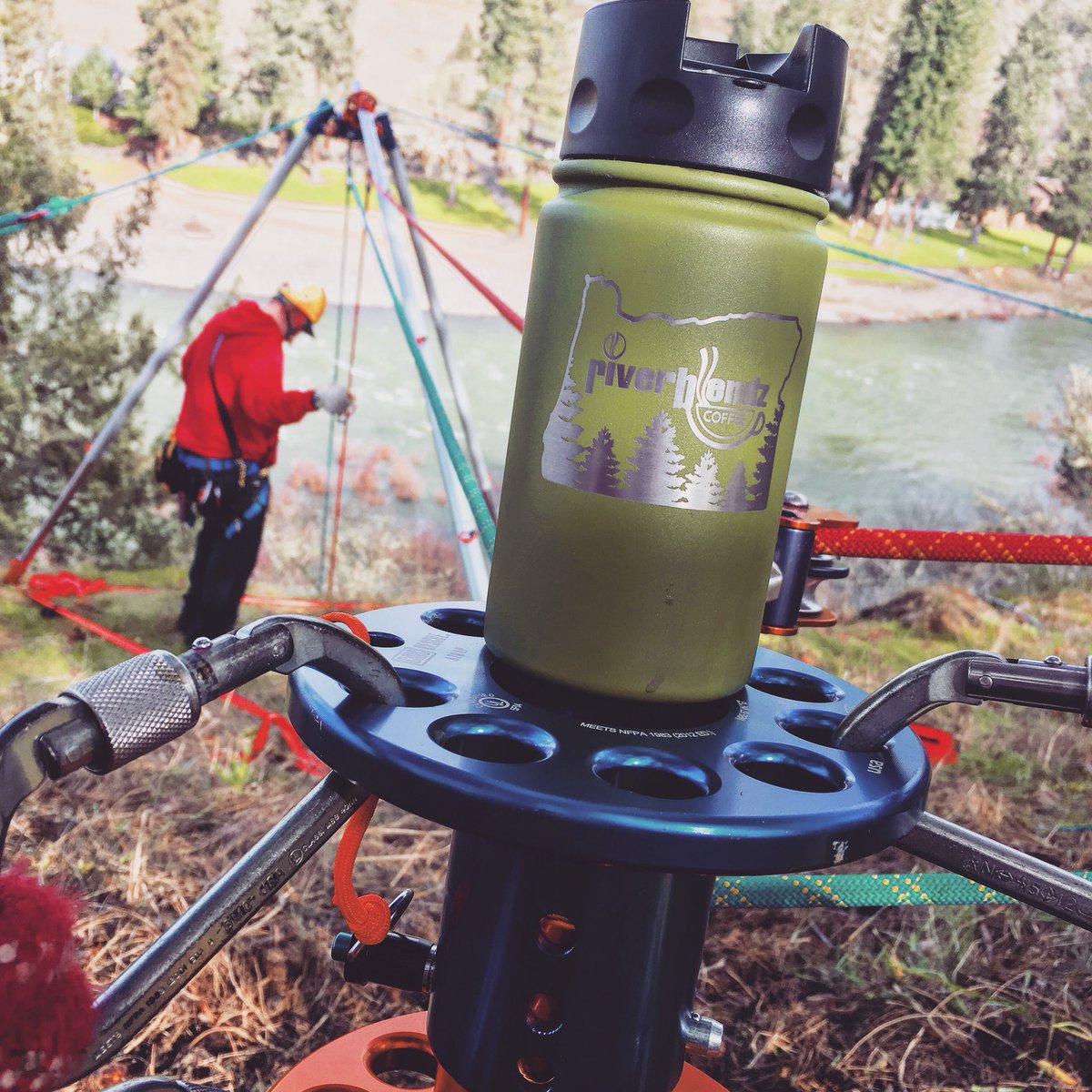 riverblendz's tweet photo. No coffee table needed! I’ll use the floating AZORP. #PNW #organic #coffee #umpquariver #arizonavortex https://t.co/pY38MrcMVA