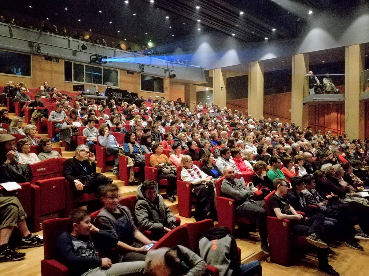 JeromeGmb's tweet photo. "Moins d'autos pour aller au boulot" 🚲🚲🚲

📣 Conférence dans le cadre du forum "Changer l'#économie"
📅 25/03/2018
🕑 14:30
📍@LesChampsLibres | #Rennes

➡️ https://t.co/nYhdBbvYVz

#SolutionVélo #Vélotaf #MobilitéActive #DéveloppementDurable https://t.co/ceeAqTjzZz