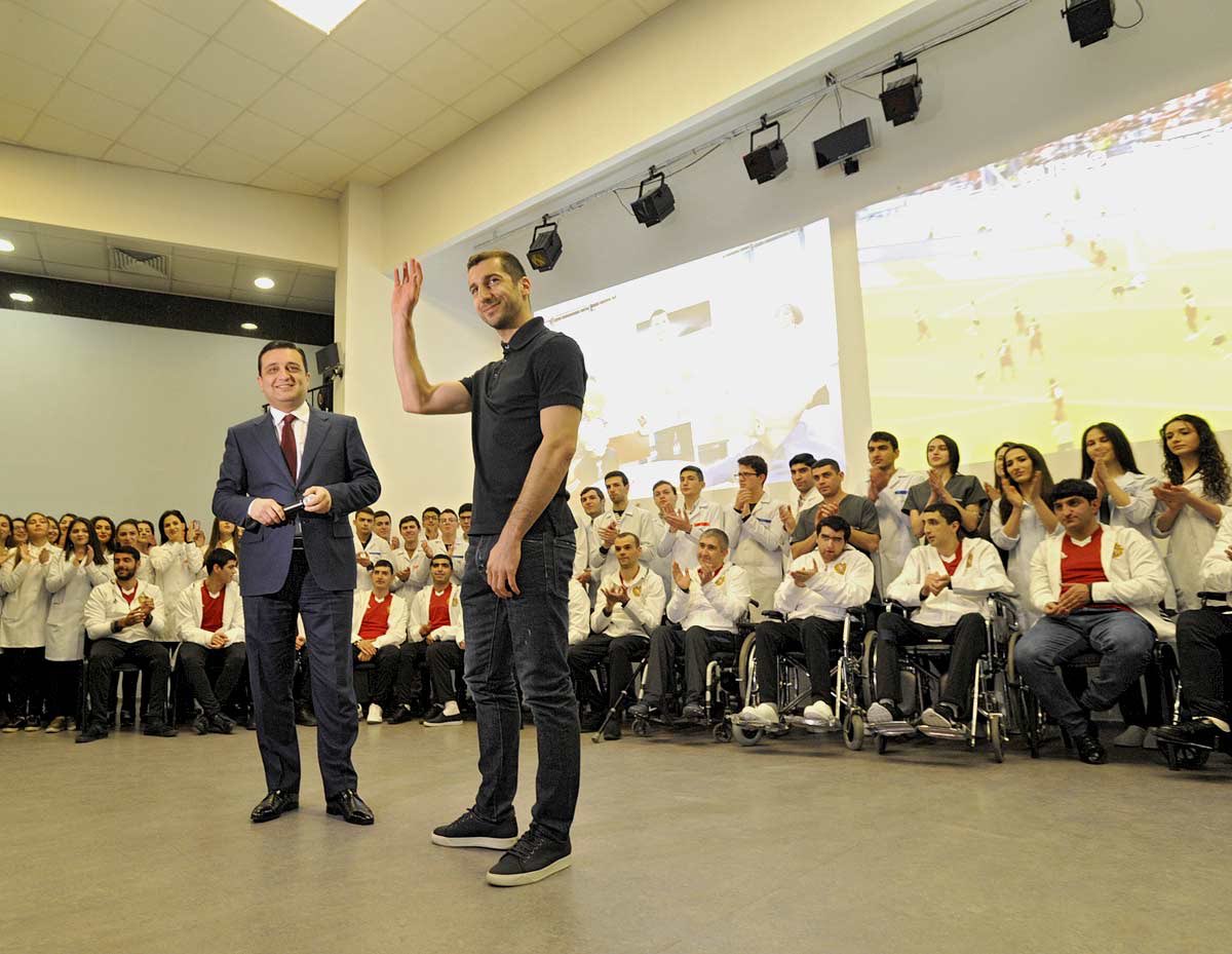HenrikhMkh's tweet image. Delighted to visit students of the Yerevan Medical University &amp;amp; meet rehabilitees of new medical center. Get well soon, rock the life☘️💪🏼