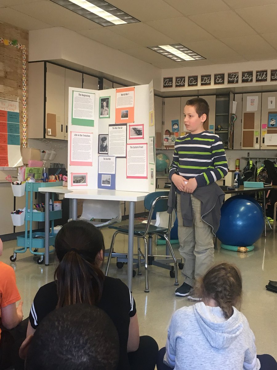 kelseysuder's tweet image. Today some of our students shared their PEP projects with us. We love learning about golf, linguistics, the Titanic and WWI. #sasdnext #orsasd @SASD_OakRidge