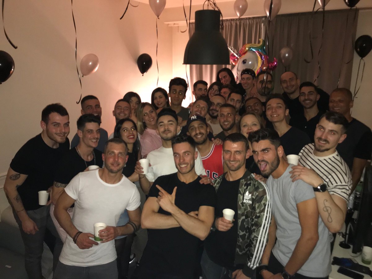 benoitbdb's tweet image. Souvenir de ce week-end a La Maison 🏡 🤗🎉🍾!!! ❤️