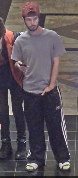 EDSO_Detectives's tweet photo. We need your help identifying this suspect!  The suspect was observed on surveillance video stealing a purse at Red Hawk Casino.  He took cash and credit cards all on video!  If you can help, please contact #EDSO at (530) 621-6600 and reference case 17-10743. #CrimeDoesntPay 😠 https://t.co/GqyybbExHb