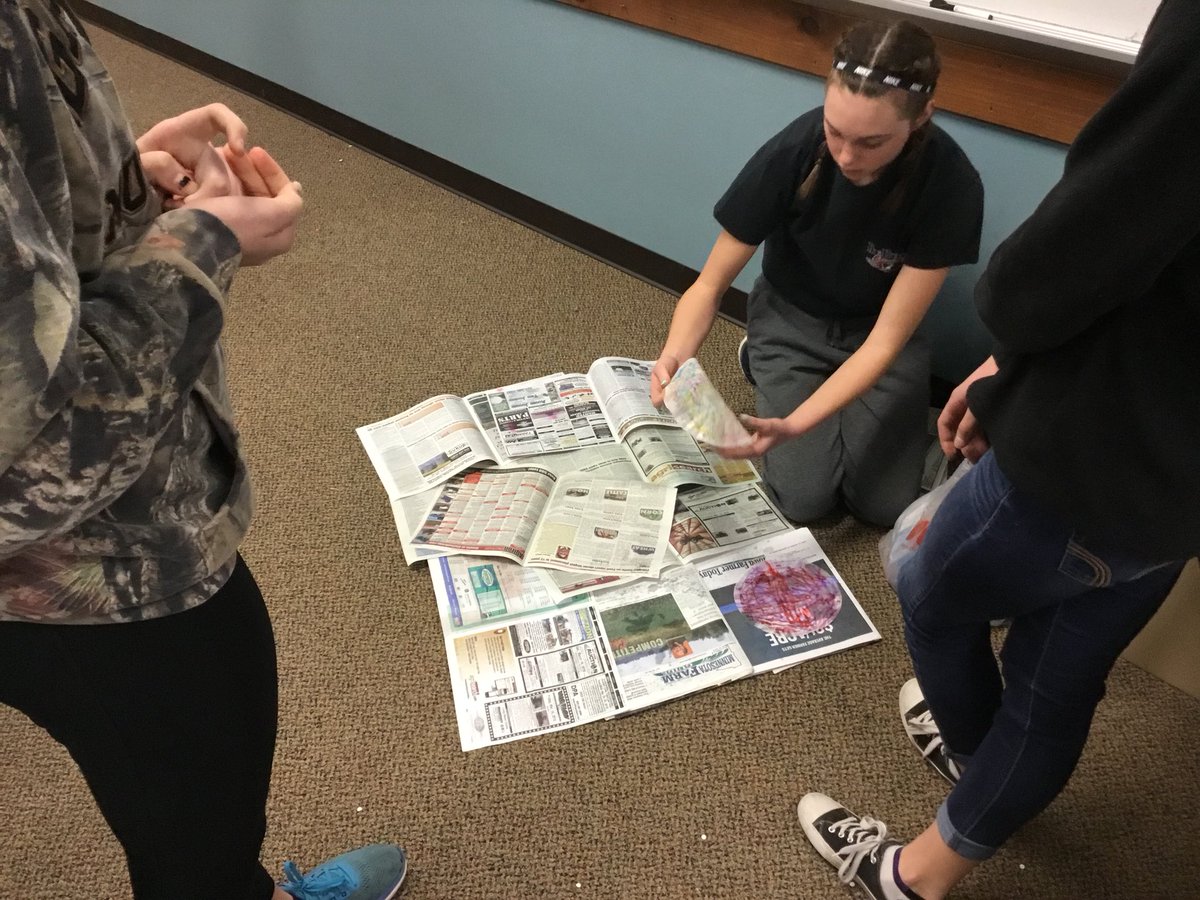 Auz_English8's tweet photo. “I Never Saw Another Butterfly” Anne Frank project. These ladies did a nice job today! #annefrank #holocaust #studentsteachingstudents #BMSBears https://t.co/Q7xl0JOUfn