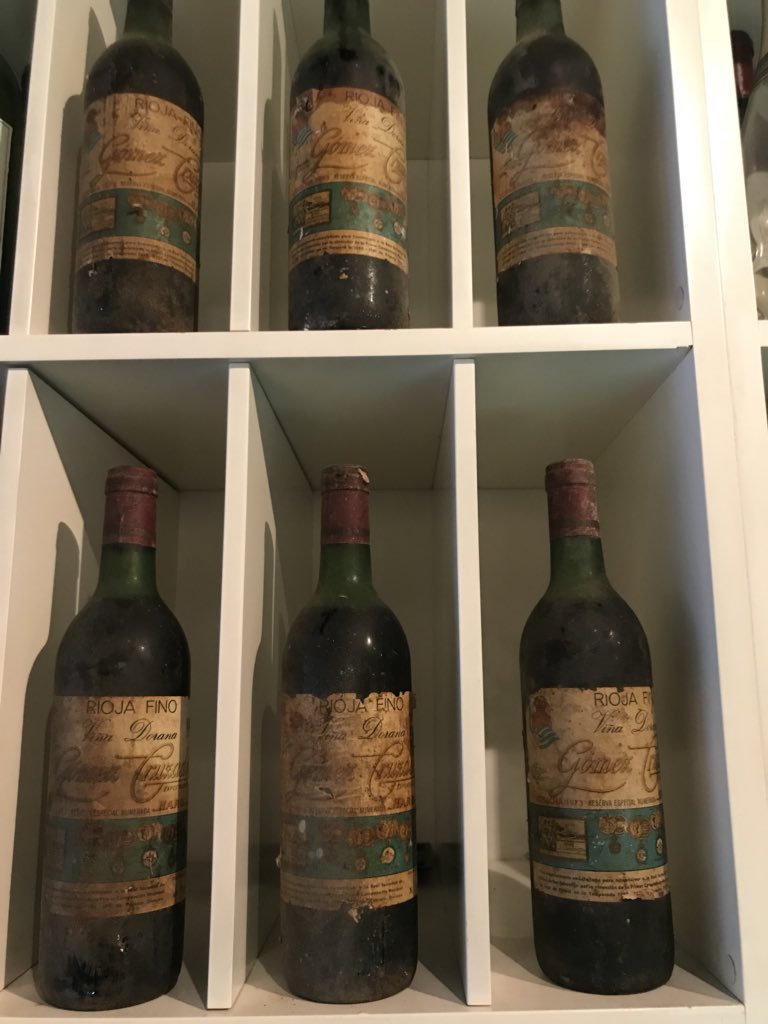 manuelsommelier's tweet photo. #GranComida #Barra #Amigos  #SanJose #Fallas #DiaDelPadre #Ensaladilla #PulpoFrito #EnsaladaPato #AlmejasSalsaVerde #Solomillo #Descubrimiento #Historia @EasoBerri_vlc @b_gomez_cruzado #RvaEspecial1973 #Gastronomia #Winelovers https://t.co/1zYi3AhdGh