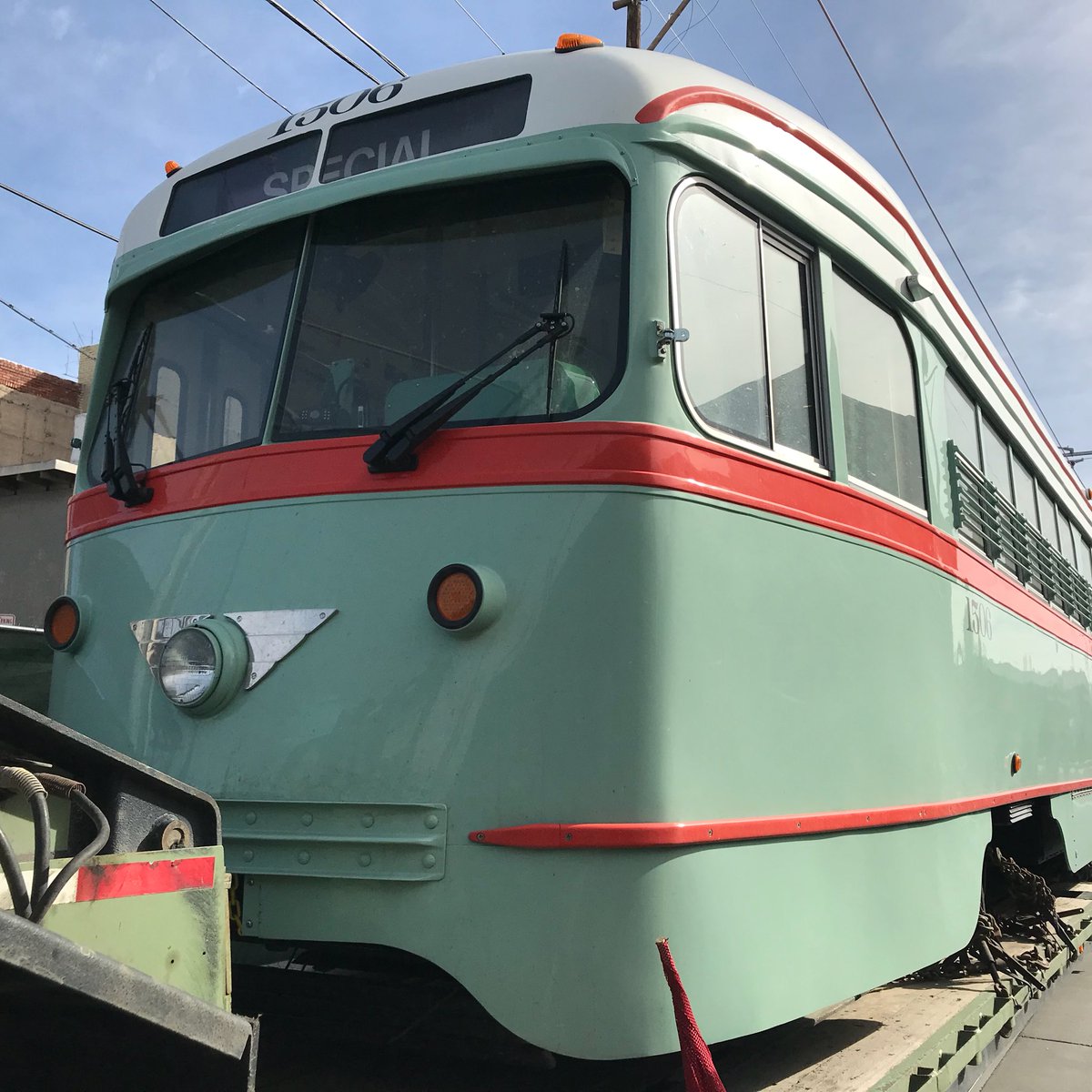 The first #ElPasoStreetcar is here! #BarracudaPR