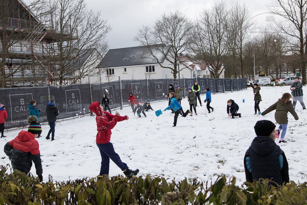scottishtri's tweet photo. The snow wreaked havoc across most of the UK this weekend with a number of races being called off. However, the Allander Youth Aquathlon went ahead in the snow and even ended with a snowball fight!

Read all about it in our weekend review!
➡️➡️ https://t.co/3Uzdkor6v7 https://t.co/Qb7NJ1MswC
