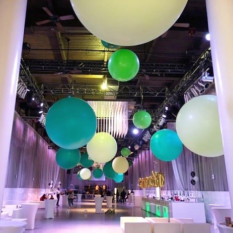 AirMagicFX's tweet photo. Happy #Monday! Did you celebrate St. Patrick's day at Liberty Grand this weekend? We love the decor ;) ๐
#airmagicfx #specialeffects #Events #toronto #luckoftheirish #stpatricksday #torontoevents https://t.co/OFODi2gn6j