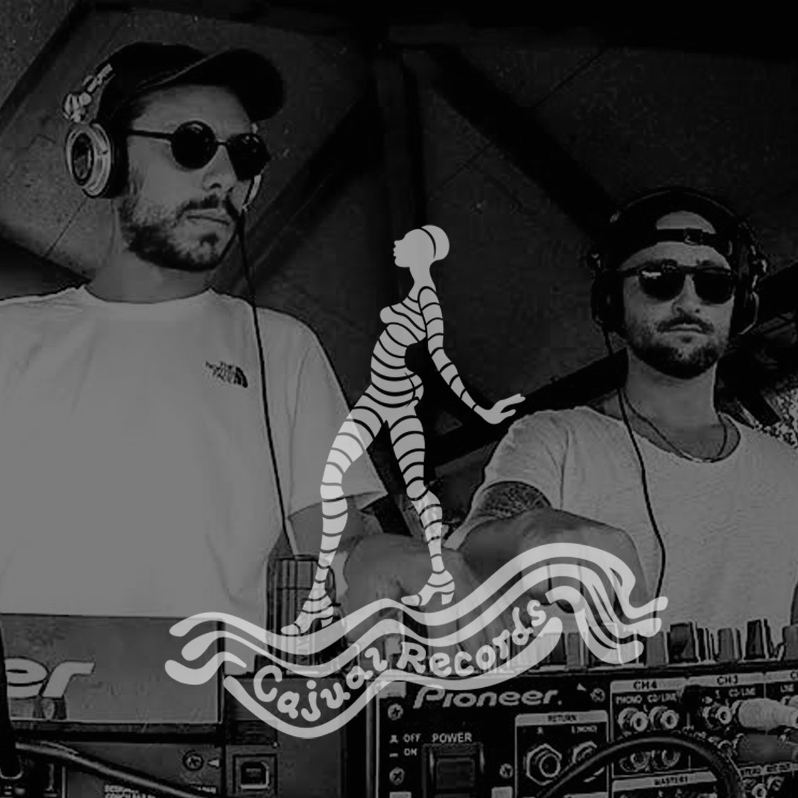 NEW Cajual mix from <a href="/Deepshakerz/">The Deepshakerz</a> >>  soundcloud.com/cajual/the-dee…