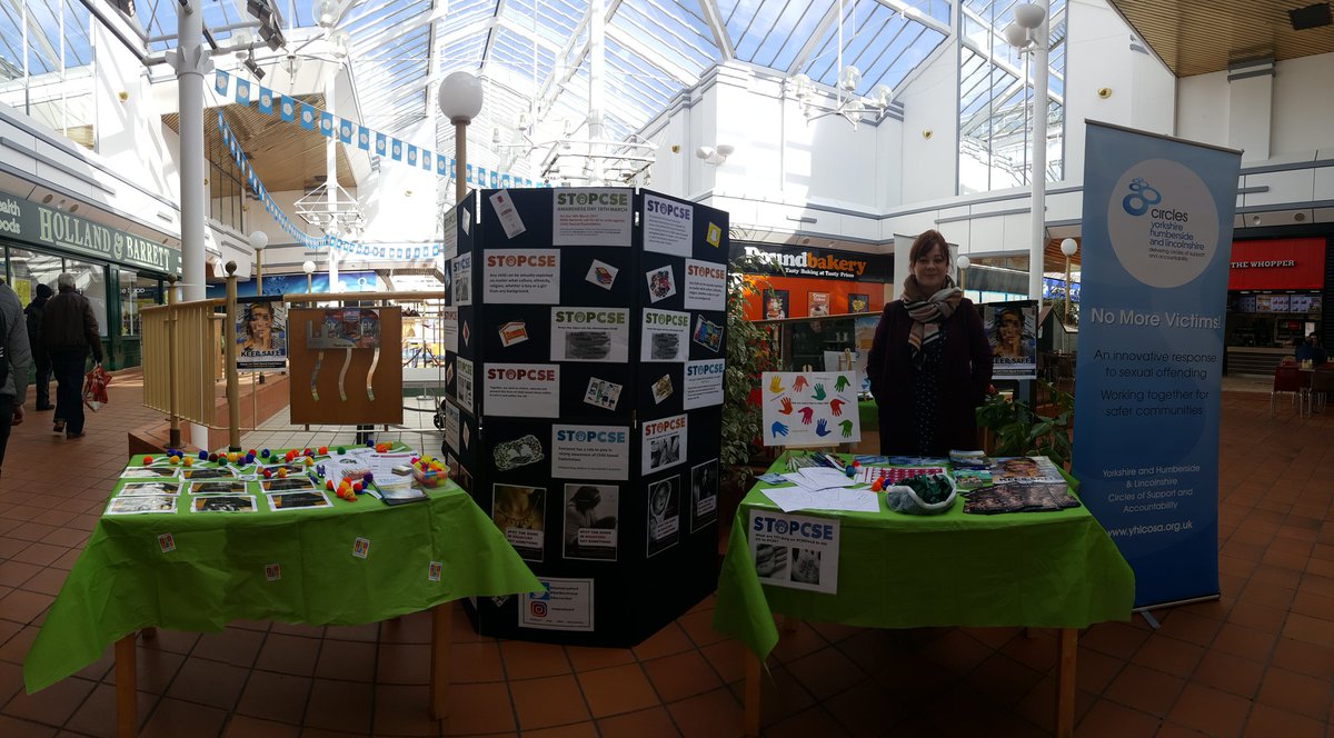 MWad77's tweet image. More #CSE Awareness raising in Keighley today with @barnardos @YHLCOSA_Develop @unitedkeighley @bsafebradford #CSEDay18 @NatWorGroup #saysomething #HelpingHands