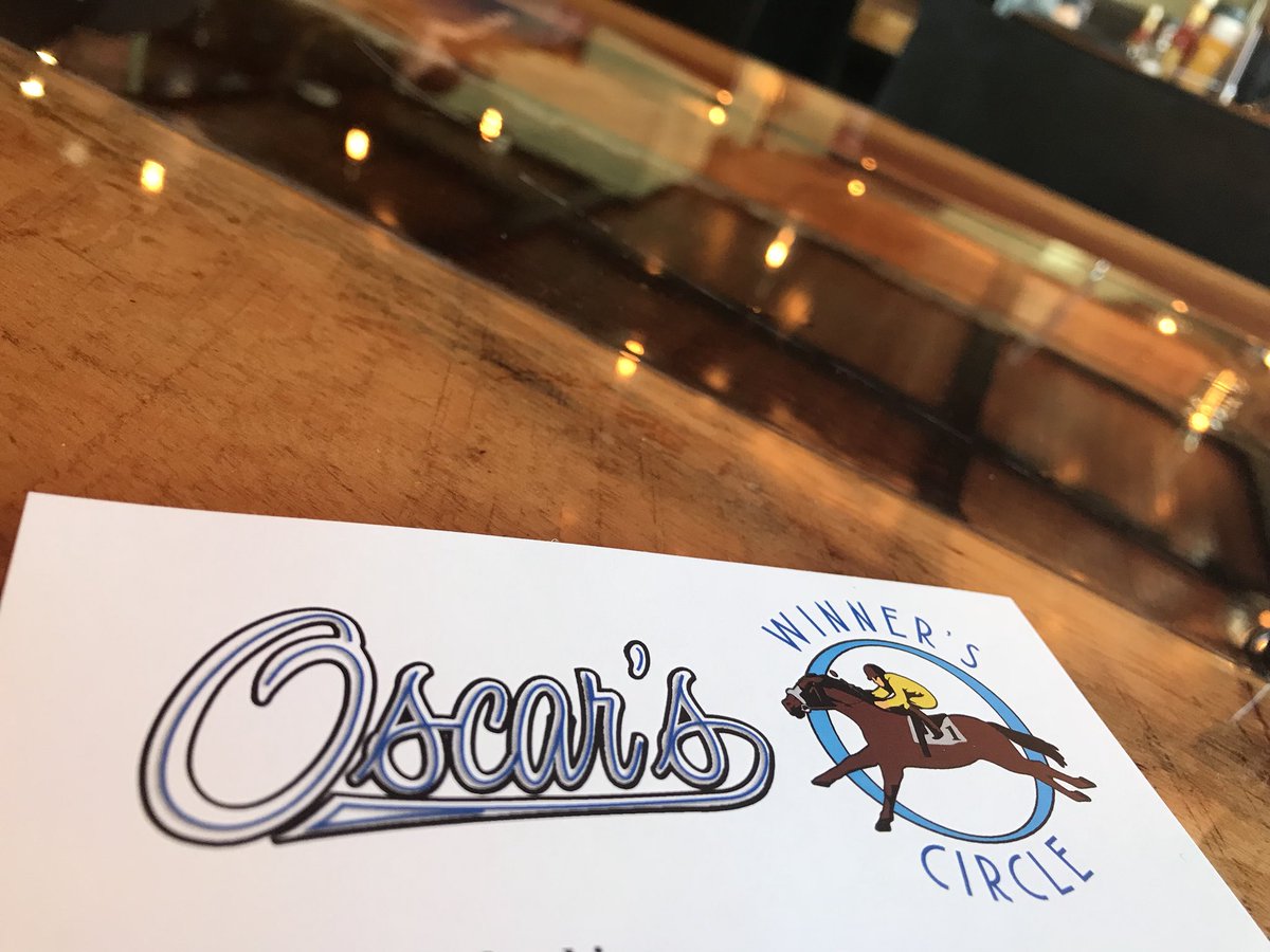 CarlDeff's tweet photo. Fans of the burgers at @oscarsonpierce have a new place to check out. @oscarswincircle opened today on 38th and Burnham, with 40 taps and Mexican influences like chicharrón and al pastor on the burgers. https://t.co/tGsNw9Adhi