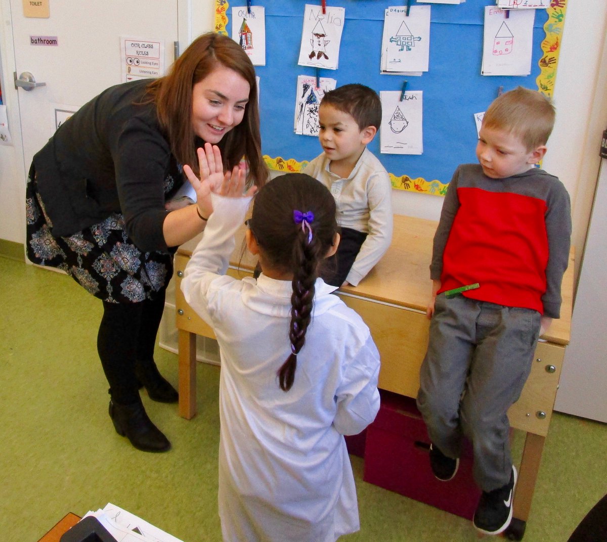 Today we were glad to host 2 reps of the <a href="/NewJerseyDOE/">New Jersey Department of Education</a>, who came to get an up-close look at some of the great things going on in Linden. They met and chatted with students and teachers during tours of <a href="/LindenSchoolOne/">School One</a> and <a href="/Sch8_IsGr8/">LPS School No. 8</a> with @LPSSupt and other administrators.