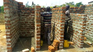 tpscommunity's tweet photo. Current work underway in #Kenya on the Bukwamba sanitation project. #theprojectsolution https://t.co/t00au6TvTC https://t.co/4eBGnM5sBw