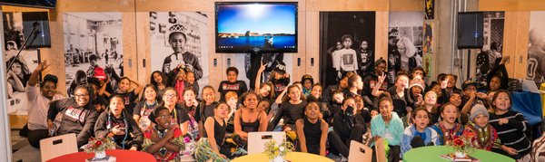 FullStackUIUX's tweet image. Zendaya and Google.org help a community school bloom dlvr.it/QLcbMW