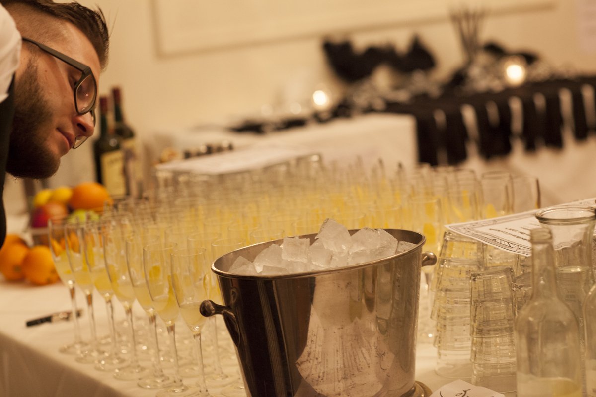 PLInst_London's tweet photo. This is how #Kinoteka2018 guests partied last Saturday @OgniskoPolskie.
#PL100 #PolaNegri #1920s https://t.co/2UDgzqanbz