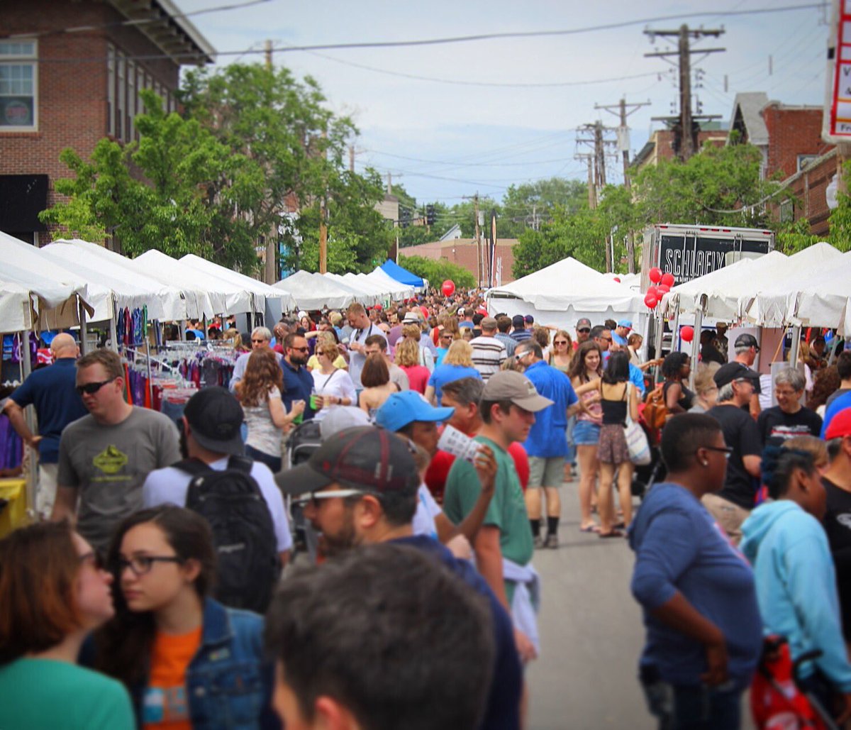 GusGusFunBus's tweet image. Be sure to mark your calendars for this yr's #TasteOfMaplewood coming on Sat., May 19. There's so much great food and drink available at this event
