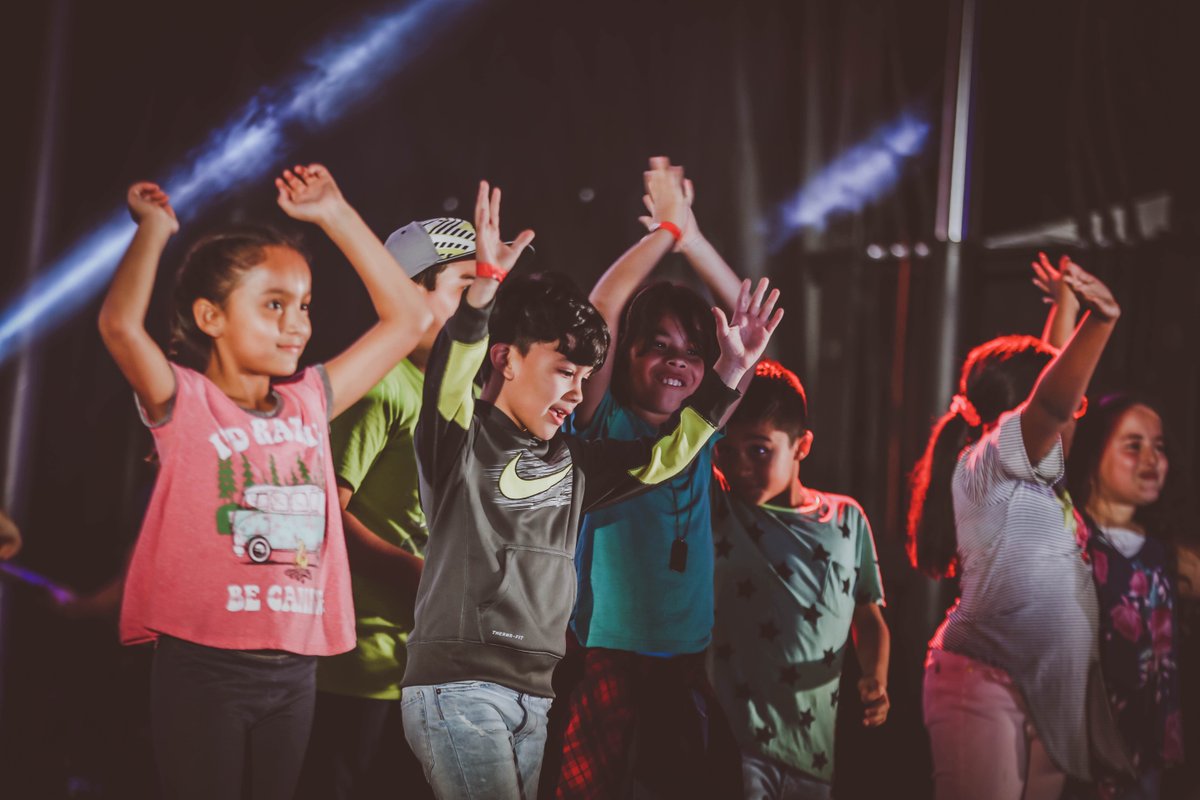 El nombre de CRISTO es levantado de generación en generación y nuestros hijos vivirán como hijos de LUZ. #HijosDeLibertad #AdoraAJesus