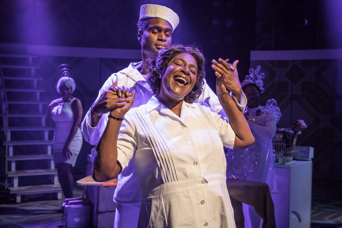 #CarolineOrChange is effortlessly shouting from its heart for a transfer. An unforgettable masterclass in song and character from #SharonDClarke and the whole company  @ChichesterFT @Hamps_Theatre @Rachel_Tackley