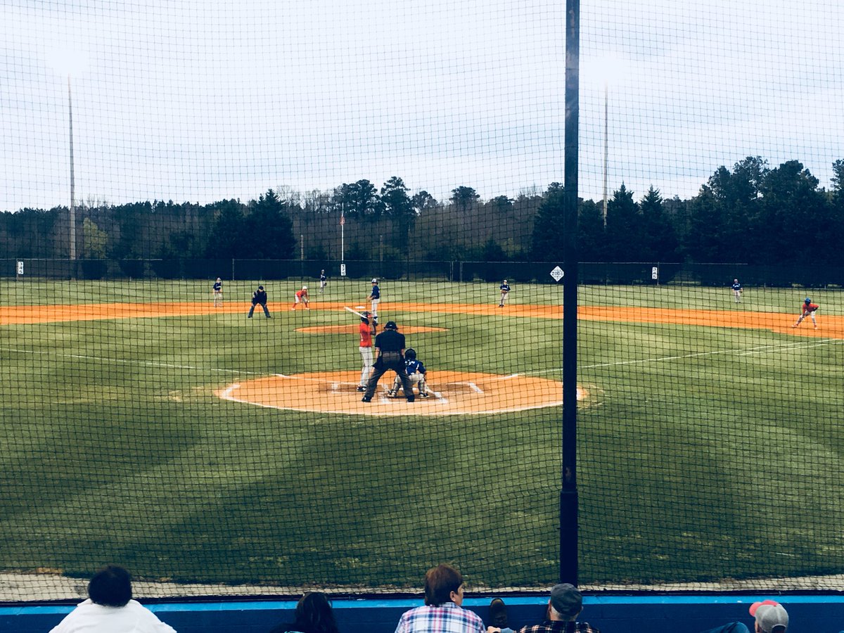 Chad_Hill2311's tweet photo. Future #Scots battling it out at #McCoyField. Spring Hill vs Carver https://t.co/Bv0GjTMfGx