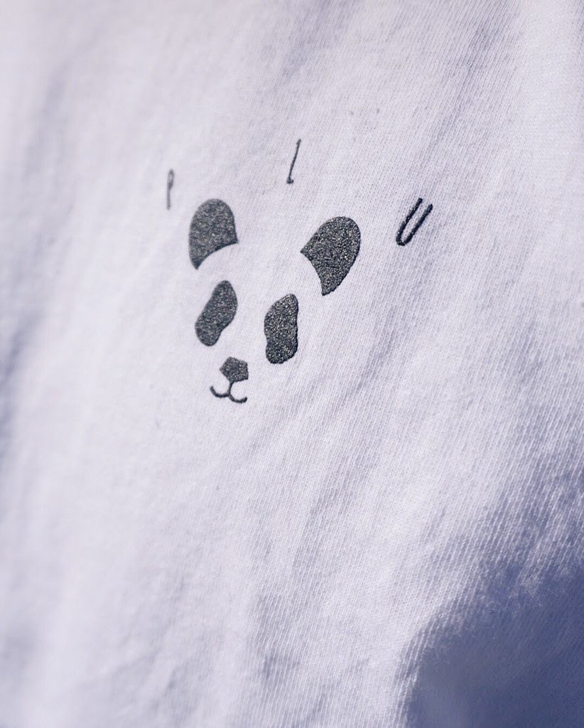 PLUapparel's tweet image. The symbol of peace and friendship.🐼 Panda Long Sleeves available now! Check out the link in our bio to get yours!#PeaceLoveUnity