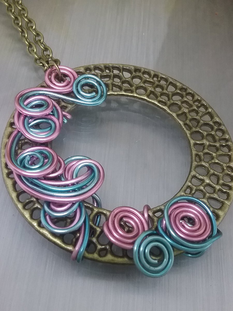 awlbix's tweet photo. Pat on the back please....... actually listed these..... and I only made them a couple of days ago.

#womaninbiz #wnukrt https://t.co/fu1RDg0rRs